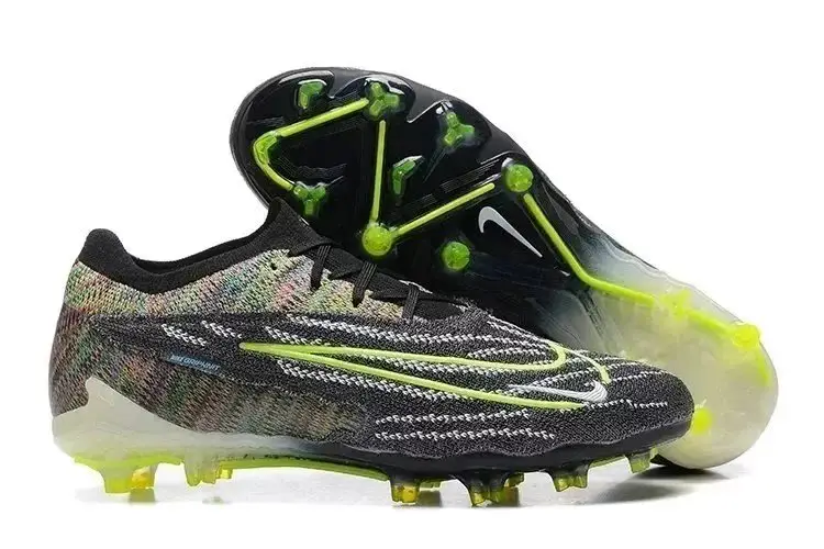 Nike Phantom GX FG Soccer Shoes 3