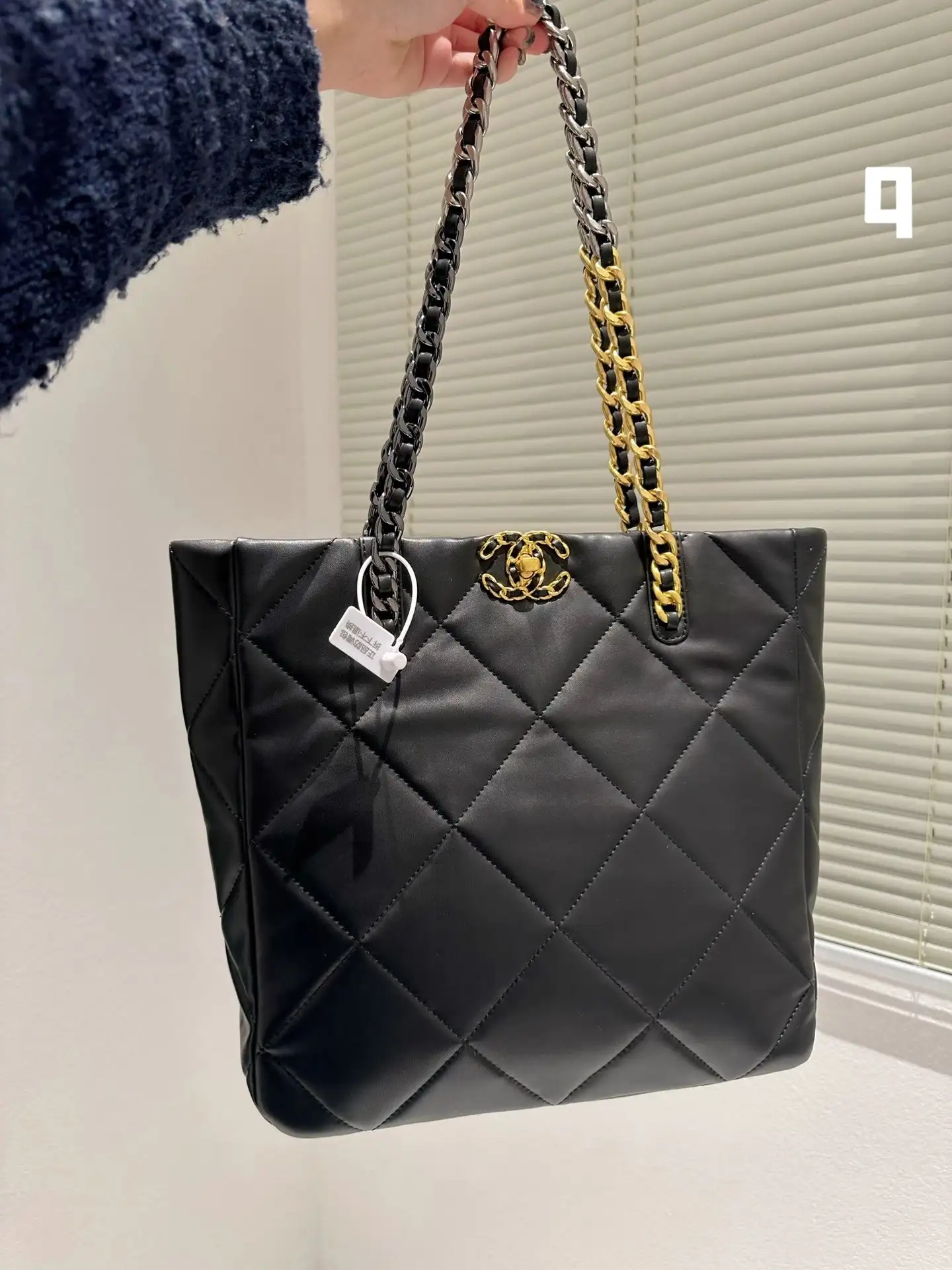 Chanel Tote Bag [13 styles]